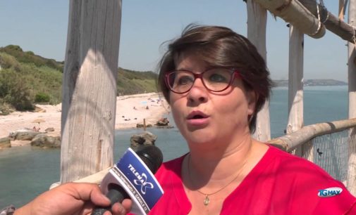 Naturisti sconfinano in spiaggia con bambini, il sindaco avvia controlli