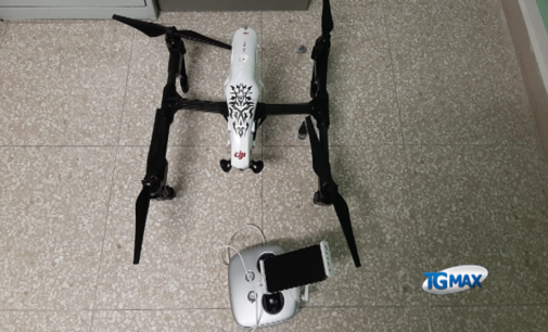 Lanciano: tentano di recapitare 22 smartphone col drone in carcere, 2 denunce
