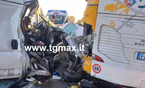 Torino di Sangro: incidente sulla Statale 16, traffico bloccato