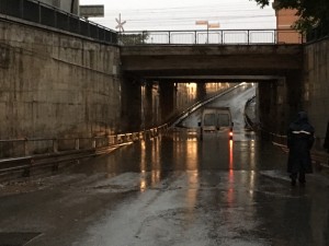 Avezzano (L'Aquila) - sottopassaggio allagato