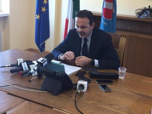 Campobasso - Conferenza stampa del governatore Paolo Di Laura Frattura