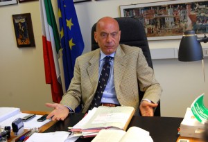 foto cardella tribunale terni----valentini