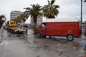 Fiat Ducato finisce nelle acque del porto di San Salvo