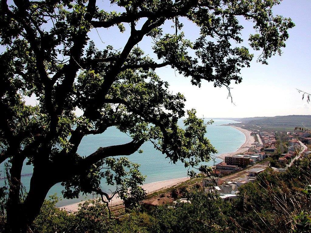 Erosione della costa, sopralluogo tecnico a Fossacesia