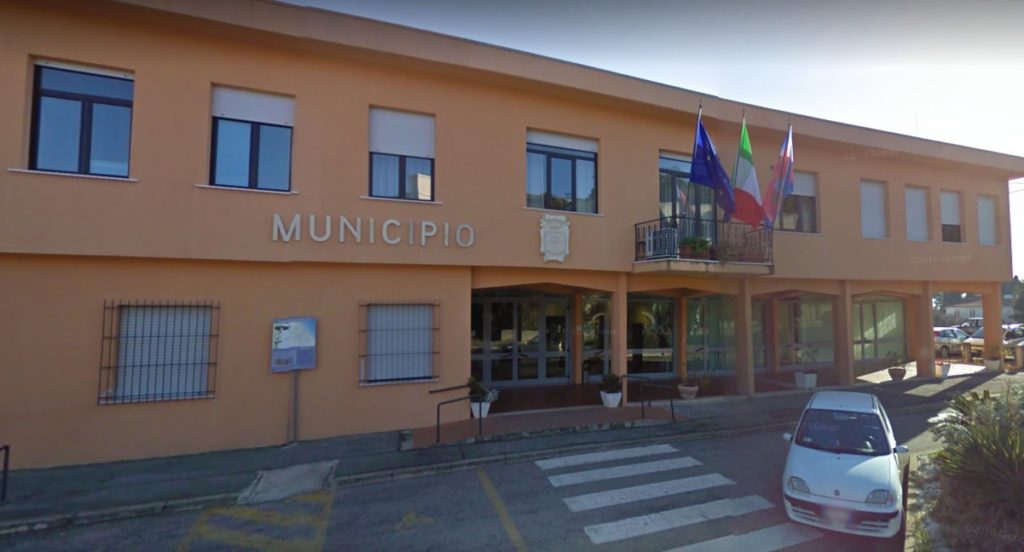Spoltore, colpito da malore presidente Consiglio comunale
