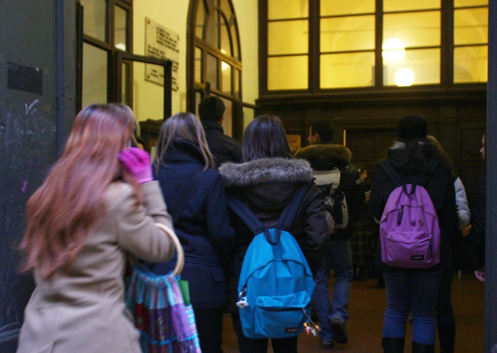 Indagini su bullismo al “Mattioli” di San Salvo: offese riprese con telefonino, attuati provvedimenti disciplinari