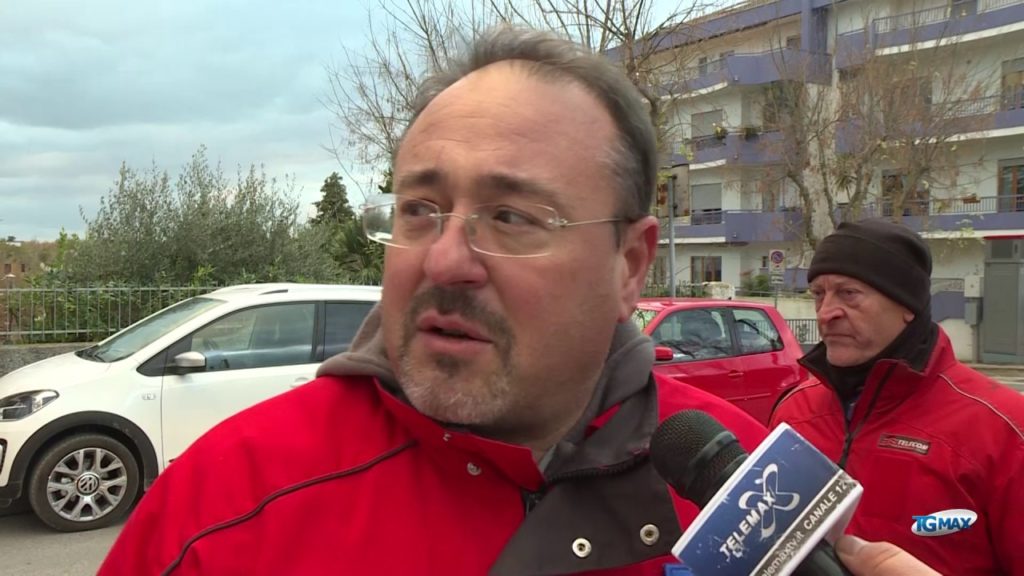 A Lanciano la protesta dei dipendenti Telecom contro i tagli