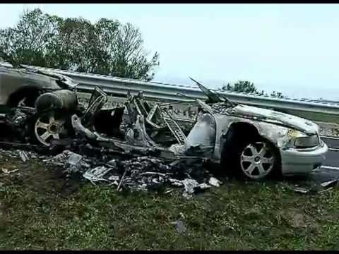A14, gruppo armato assalta furgone portavalori