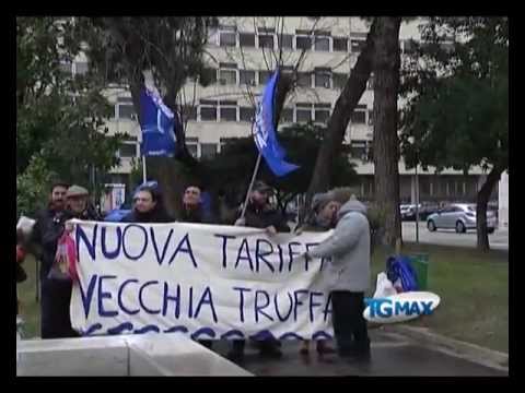 Acqua, protesta contro nuove tariffe