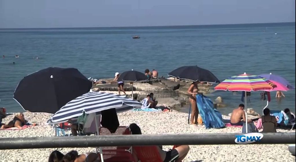 Balneazione in Abruzzo: M5s chiede maggiori controlli