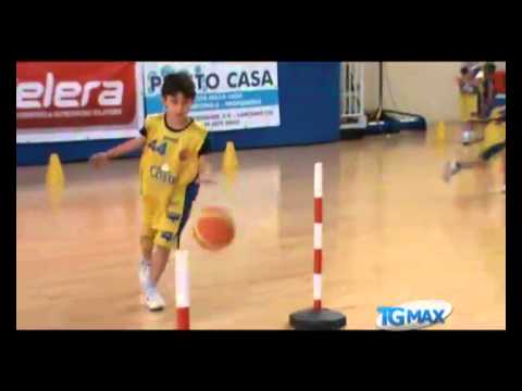 Basket: piccoli atleti in passerella