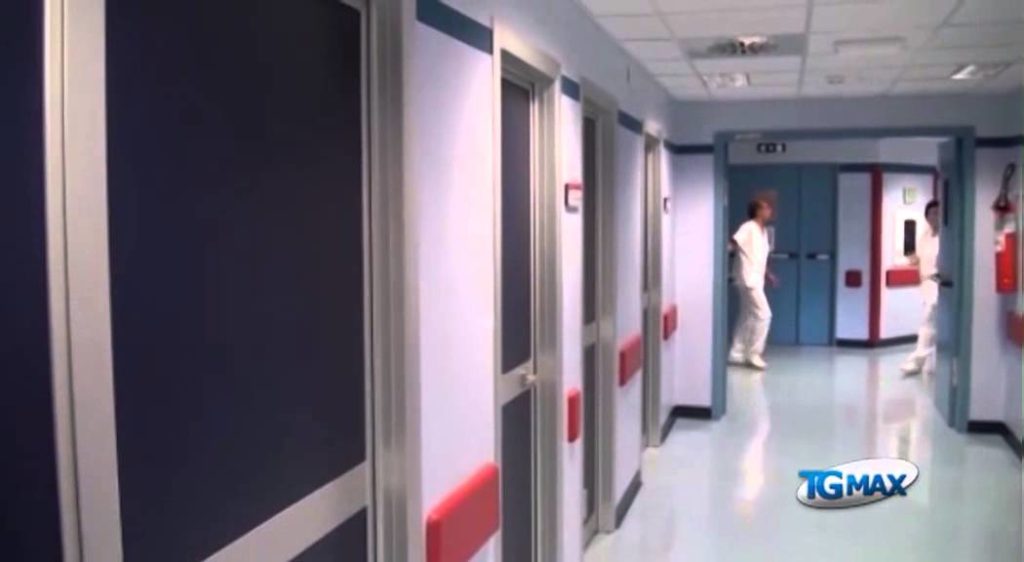 Bimbo muore per malore, tre medici a giudizio