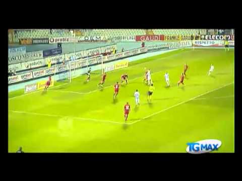 Calcio, il Pescara rimanda la festa