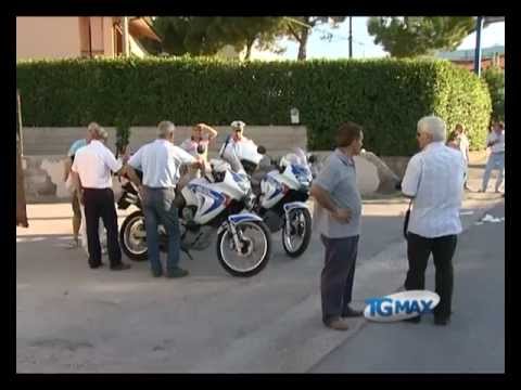 Camion investe nonna e nipote, ricoverati