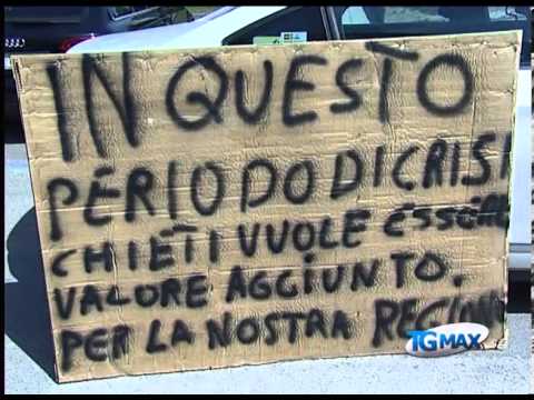 Chieti, tassisti chiedono rispetto diritti