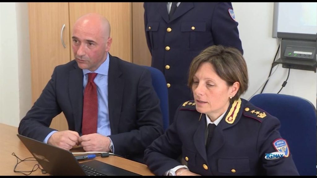 Foto e video pedopornografici, arresto bis