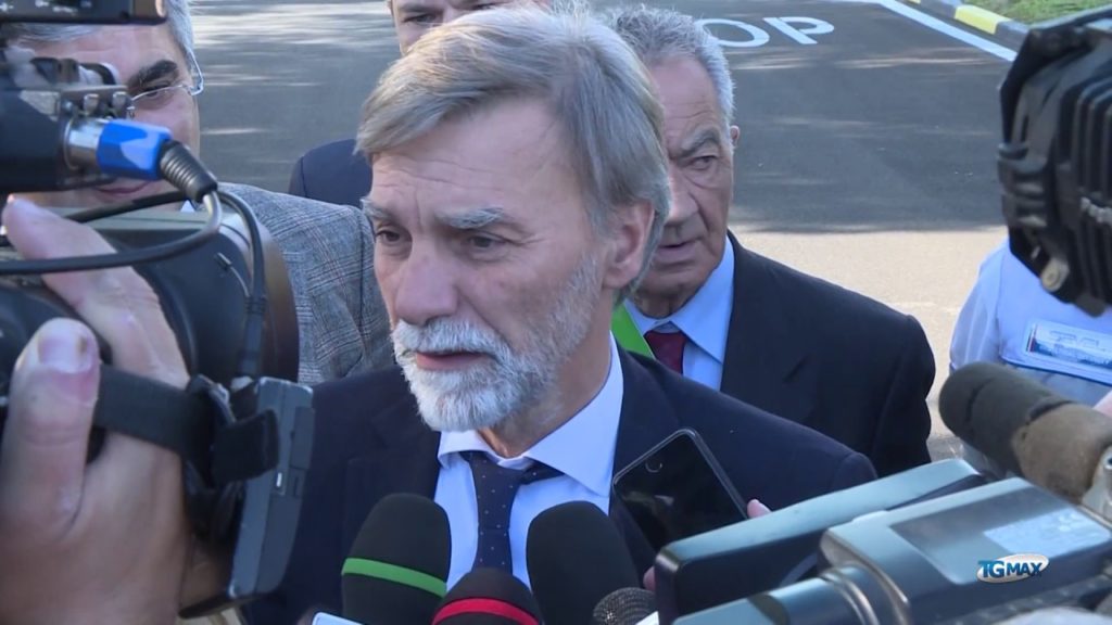 I porti d'Abruzzo restano sotto Ancona, Delrio smentisce D'Alfonso