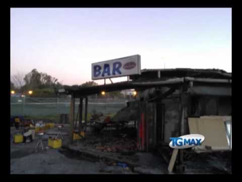 Incendiato il bar “Sevel”