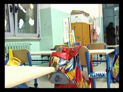 Insegnante arrestato per abusi su minore