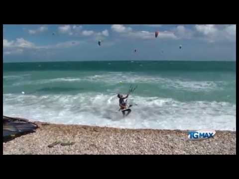 Kitesurf, il vento nelle mani