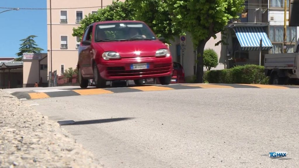 Lanciano: tre rallentatori in via per Fossacesia trafficata da 20mila veicoli al giorno
