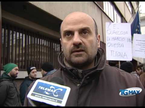 No elettrodotto, sit-in davanti alla Regione