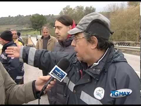 Osento tracima, tre case evacuate