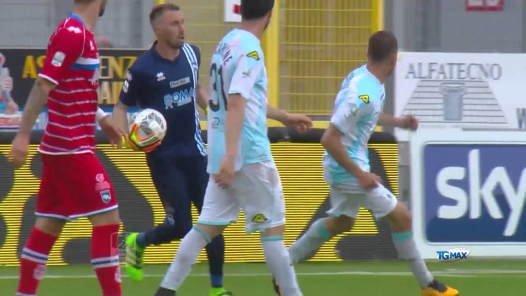 Pescara: fuori Mandragora, torna Crescenzi