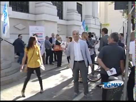 Pescara, sit-in protesta per tasse
