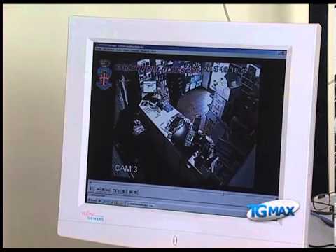 RAPINE IN FARMACIA, DUE ARRESTI