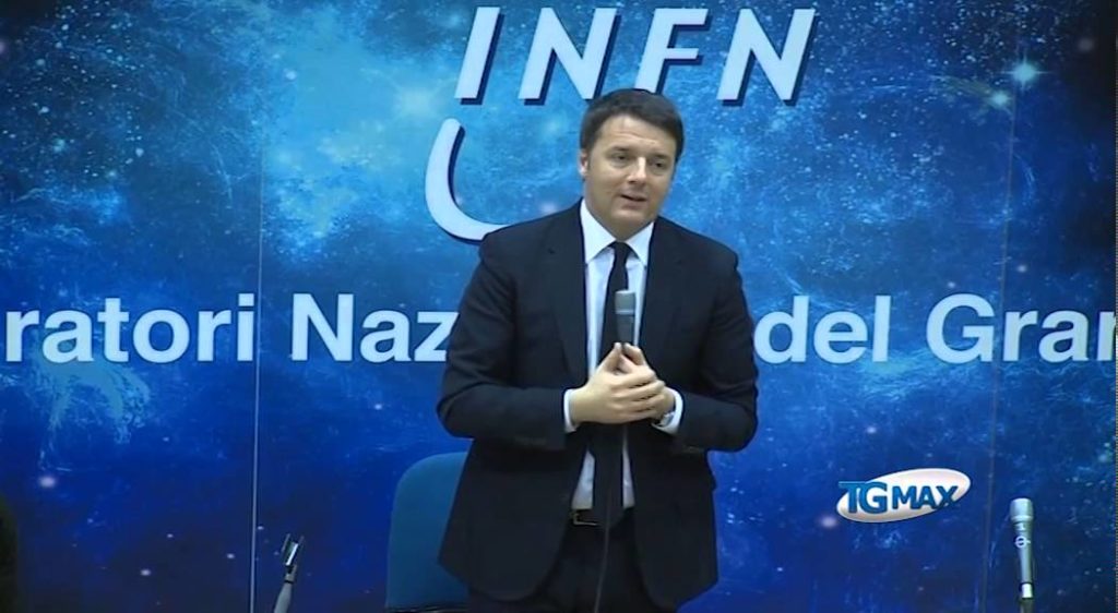Renzi a L'Aquila e Chieti Fondi ai Lngs e forse il Nobel