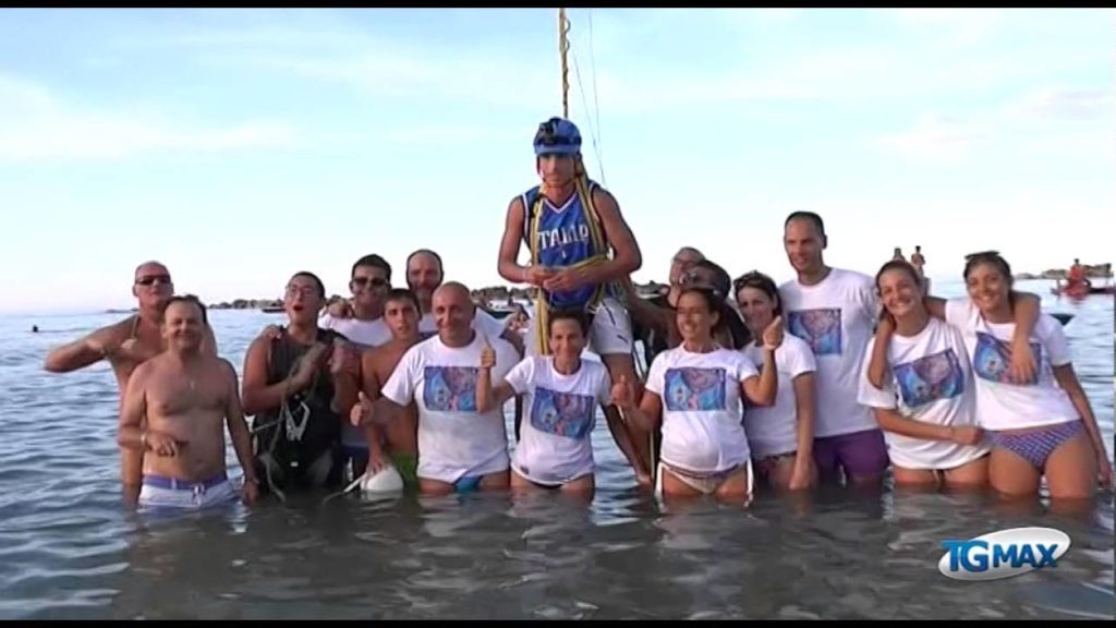 Scienziato per un giorno, Francesco vola coi palloncini all'elio sul mare