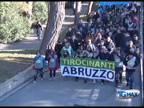 Sciopero, in seimila a Pescara