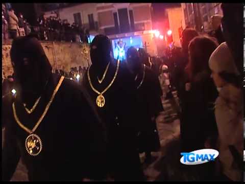 Settimana Santa, la processione degli incappucciati a Lanciano