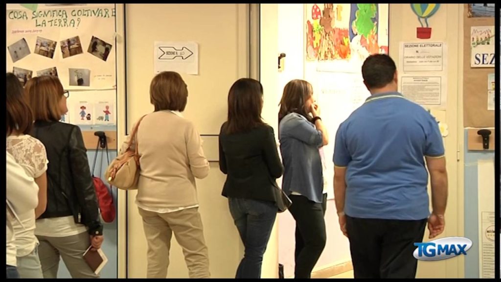 Vasto al ballottaggio tra Desiati e Menna