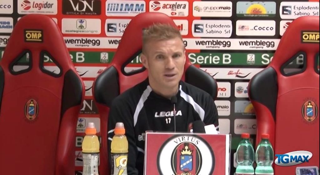 Virtus Lanciano: tris di firme, resta Vastola