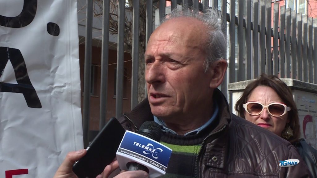 Protesta dei vongolari a Pescara, settore in crisi e barche ferme dal 31 agosto scorso