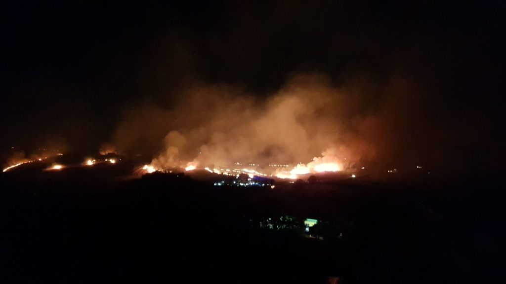 Fiamme nella notte a Vasto, evacuate alcune famiglie