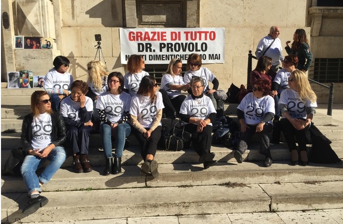 Rigopiano: sit-in dei parenti delle vittime, chiediamo ancora di chi sono le responsabilità