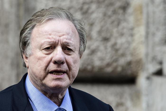Ex ministro Altero Matteoli morto in un incidente stradale sull’Aurelia a Capalbio