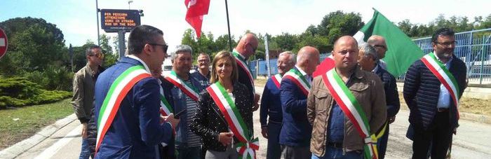 Sindaci in strada contro il degrado delle vie provinciali nel Vastese