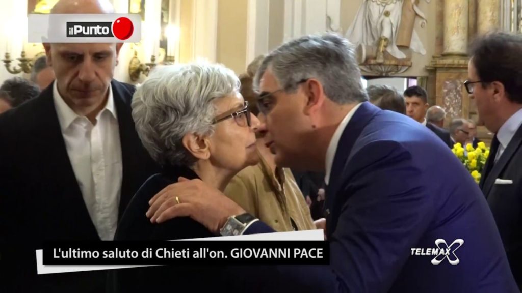 Chieti tributa l’ultimo saluto a Giovanni Pace, i funerali nella cattedrale di San Giustino
