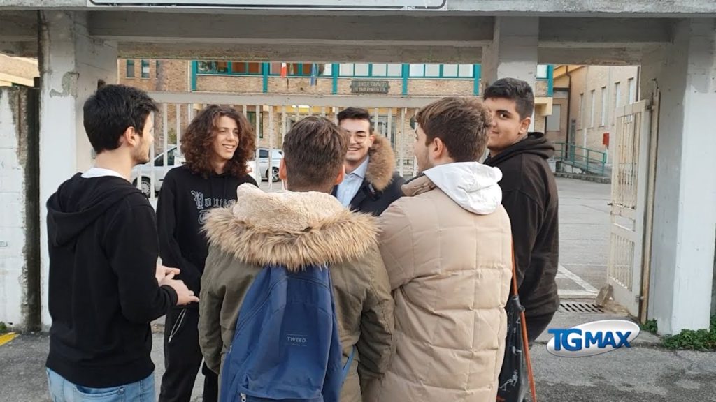 Lanciano: liceo classico in autogestione, si mettono le videocamere ma le scuole non sono sicure