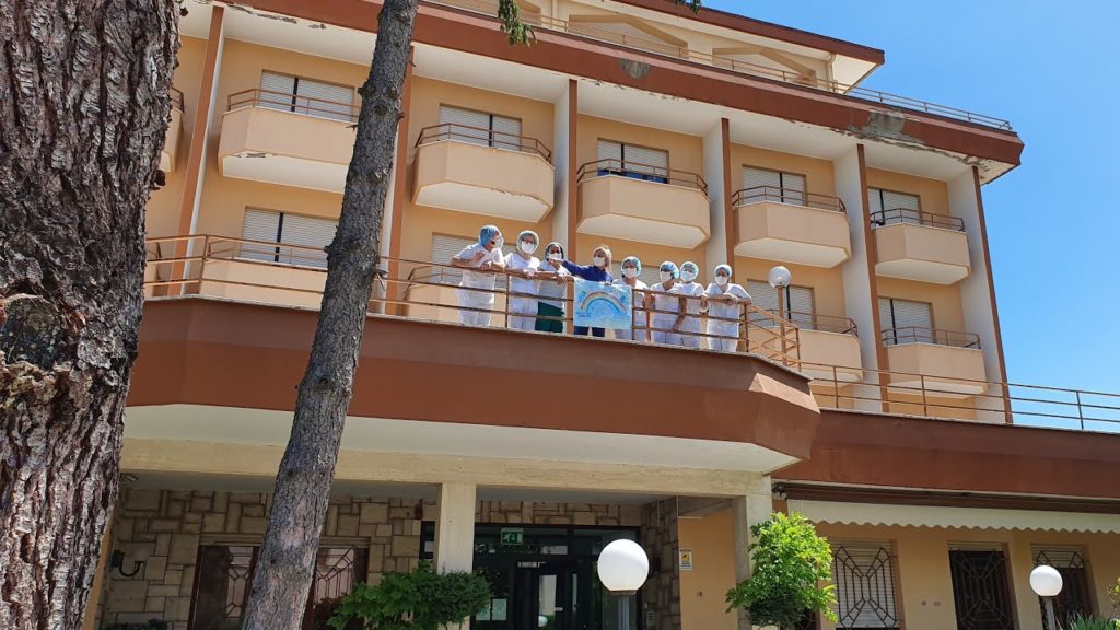 Casa anziani Santiago: zero contagi e avanti adagio verso la riapertura