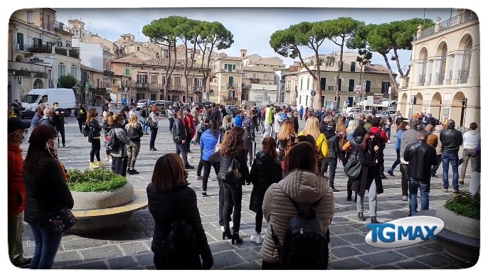 Lanciano, lo sport manifesta in piazza contro la chiusura delle palestre