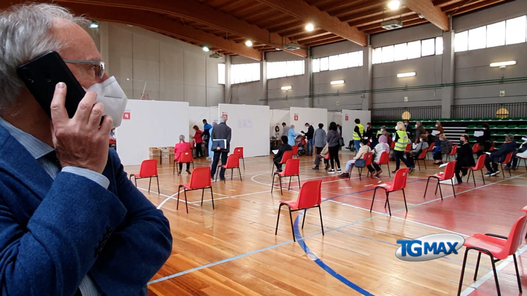Lanciano: il primo giorno del Pala Masciangelo, capacità fino a 750 vaccini al giorno