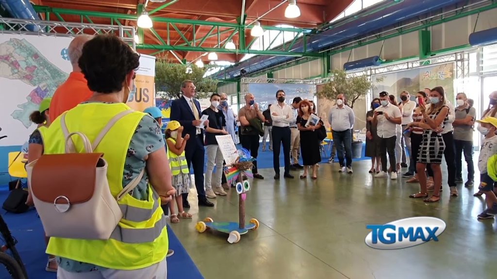 Pescara: tutti pazzi per il monopattino elettrico, in città ne circolano 500