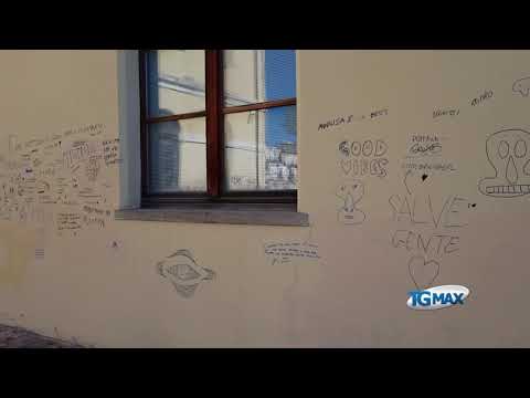 Lanciano, vandali in centro imbrattano i muri di Palazzo degli studi