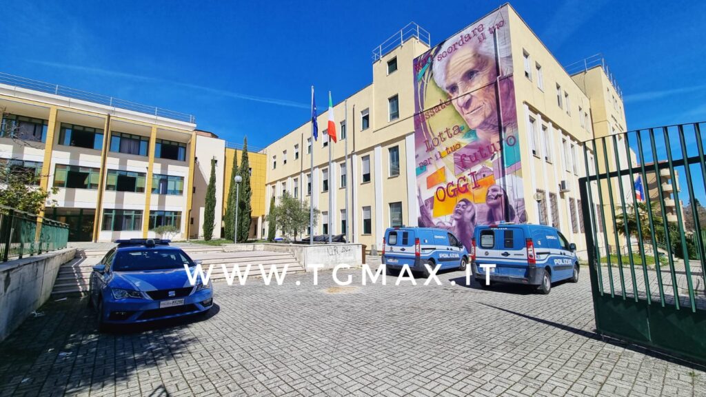 Lanciano, controlli antidroga a scuola