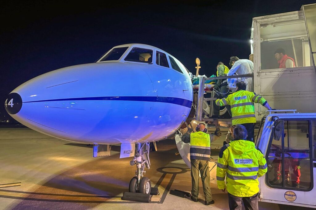 Uomo in pericolo di vita, trasportato nella notte da Pescara a Venezia